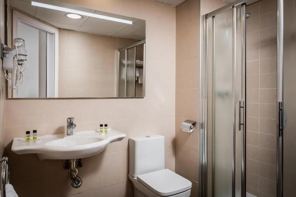 Camera doppia (2 adulti) — Hotel HC*** Mollet Barcelona
