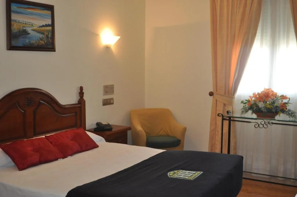Double Room - 1 or 2 Beds — Hotel Heredero