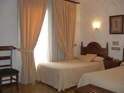 Hotel Heredero — photo 2