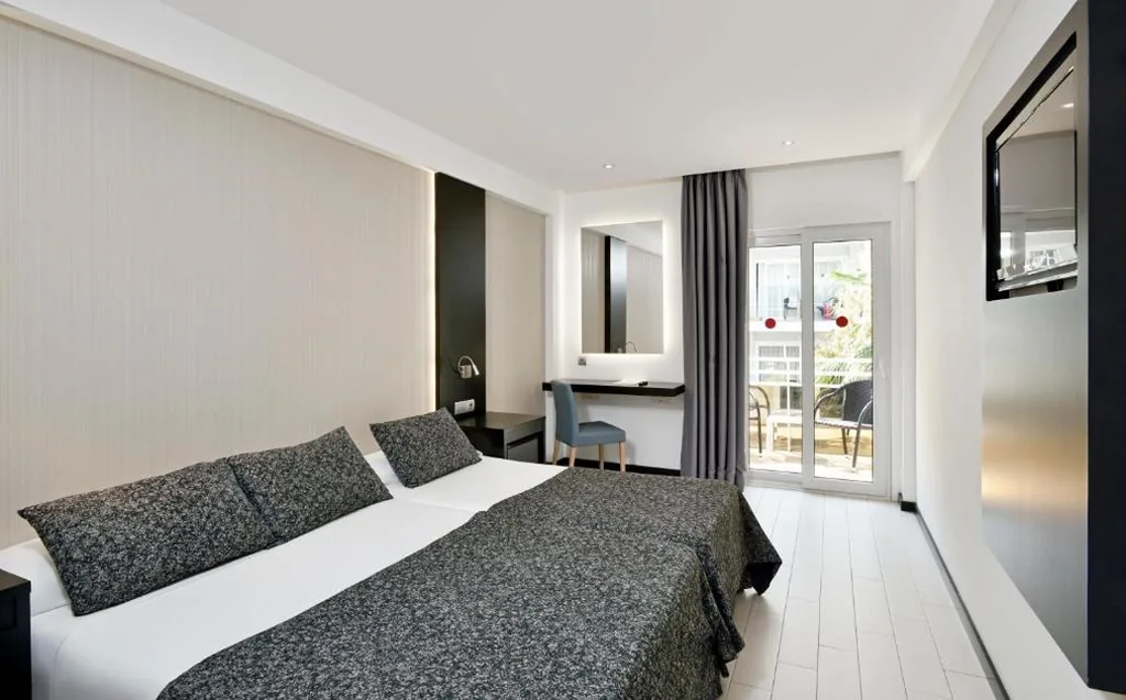 Double Room - 1 or 2 Beds — Hotel Hispania