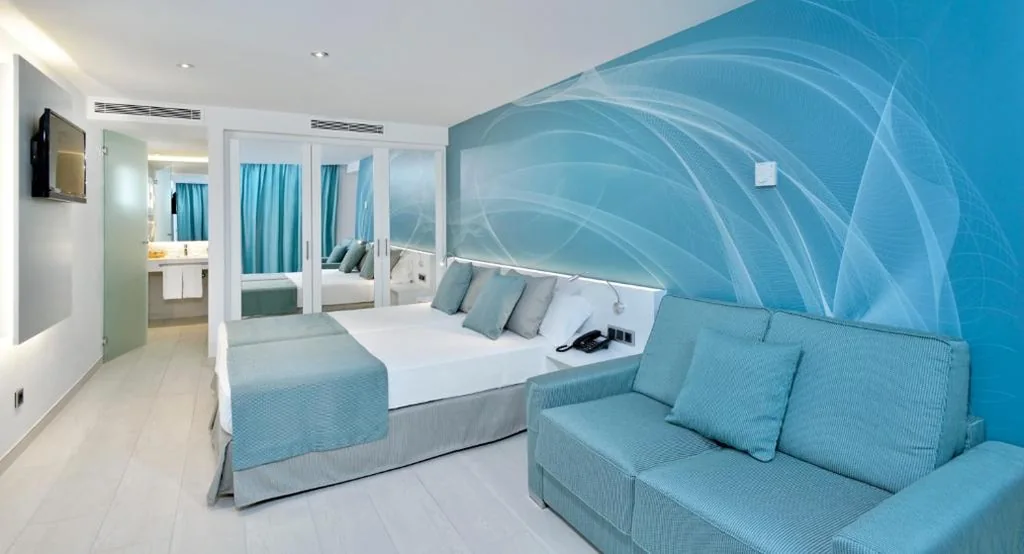 Superior Double Room — Hotel Hispania