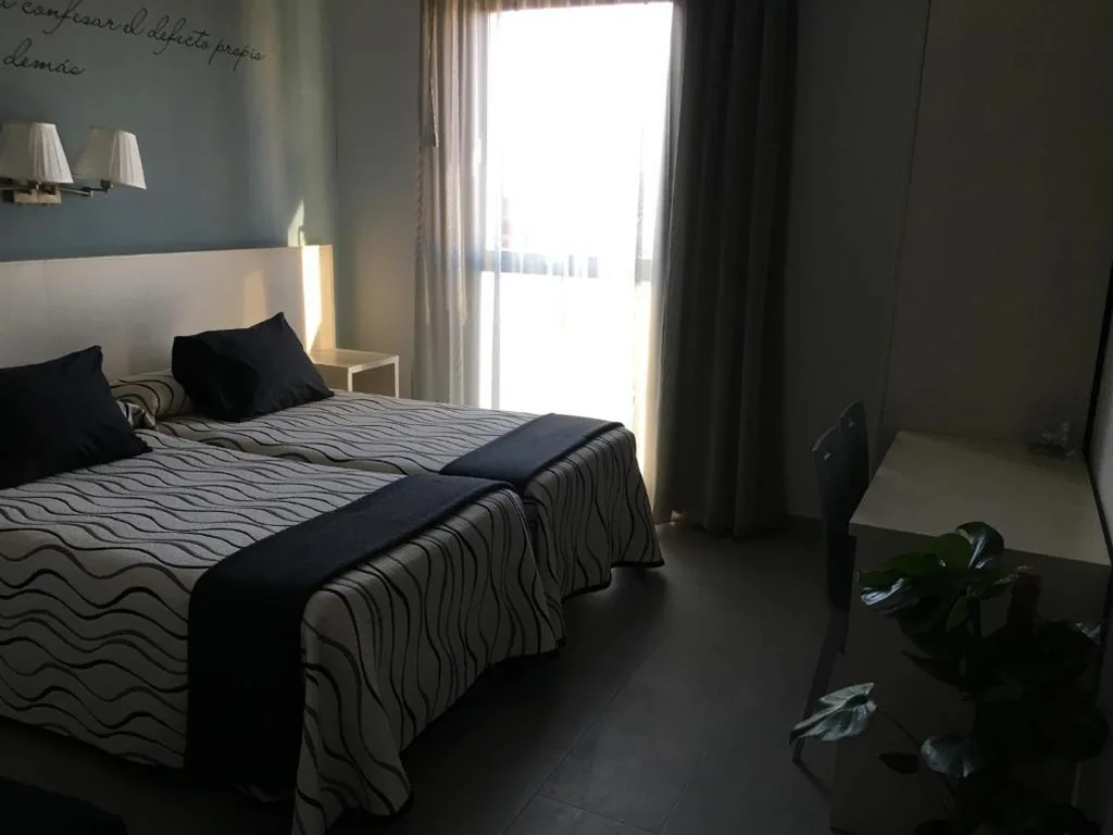 Camera doppia - 1 o 2 letti — Hotel HM Alfaro