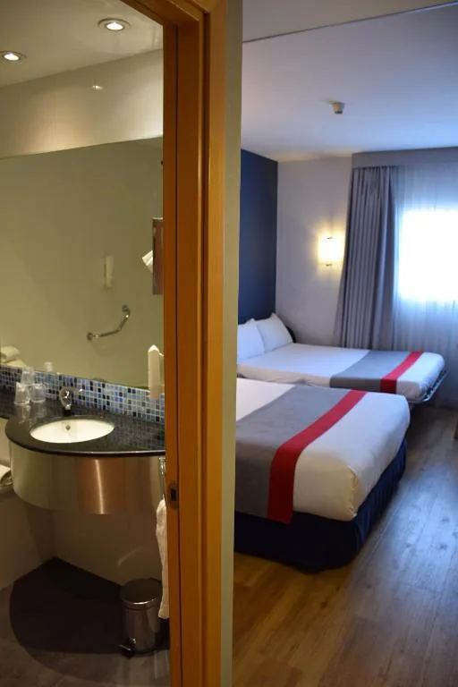 标准间，含免费早餐 — Hotel Holiday Inn Express Madrid-Rivas by IHG