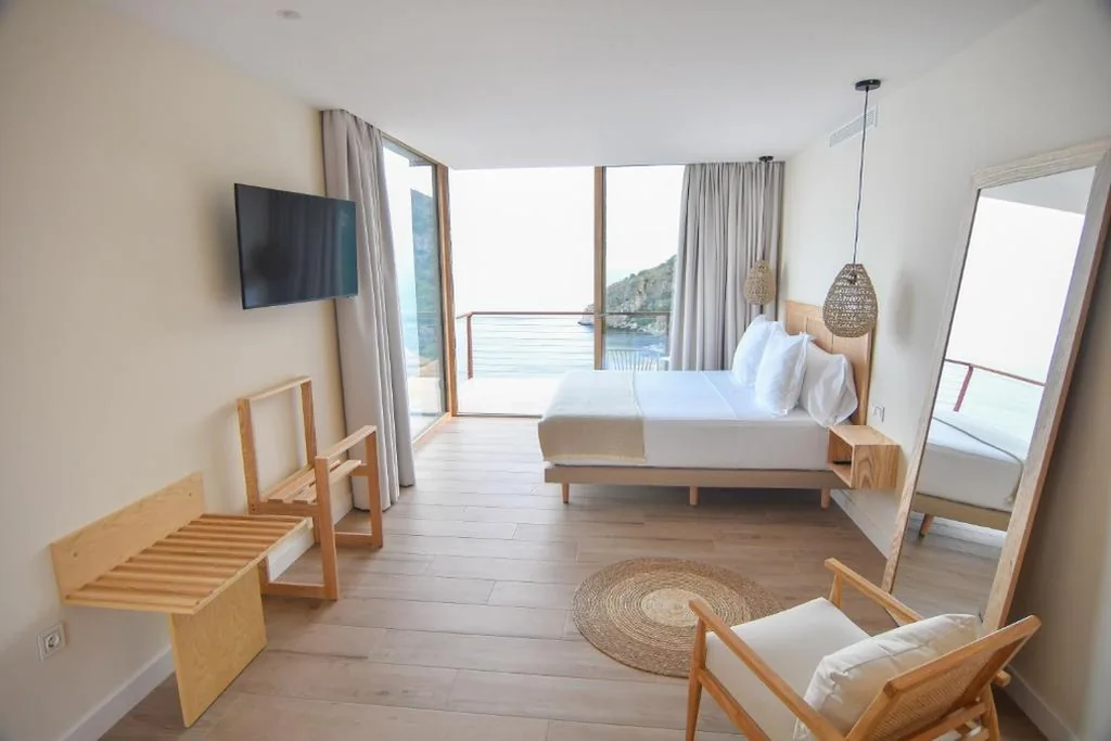Suite Supérieure avec vue sur la mer — Hotel Hyalma Cliff - Adults Only