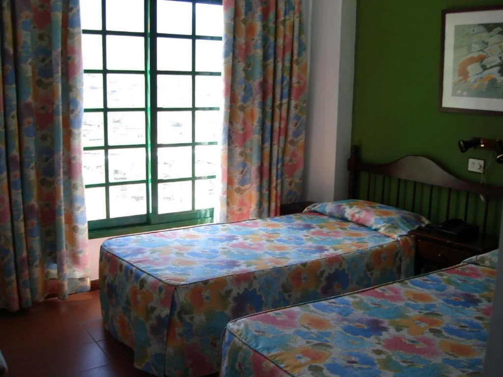 Habitación Doble - 1 o 2 camas — Hotel Ida Inés