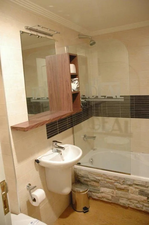 Habitación Triple — Hotel Ideal