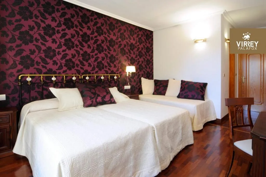 Quarto Triplo — Hotel II Virrey