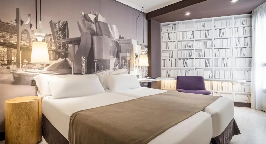 Chambre double Standard — Hotel ILUNION Abando Bilbao