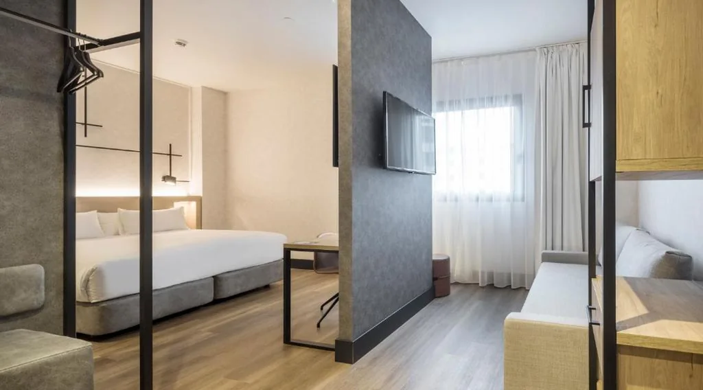 トリプルルーム — Hotel Ilunion San Mamés