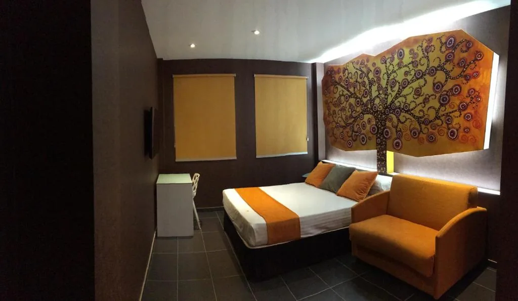 Camera tripla Deluxe — Hotel Indiana