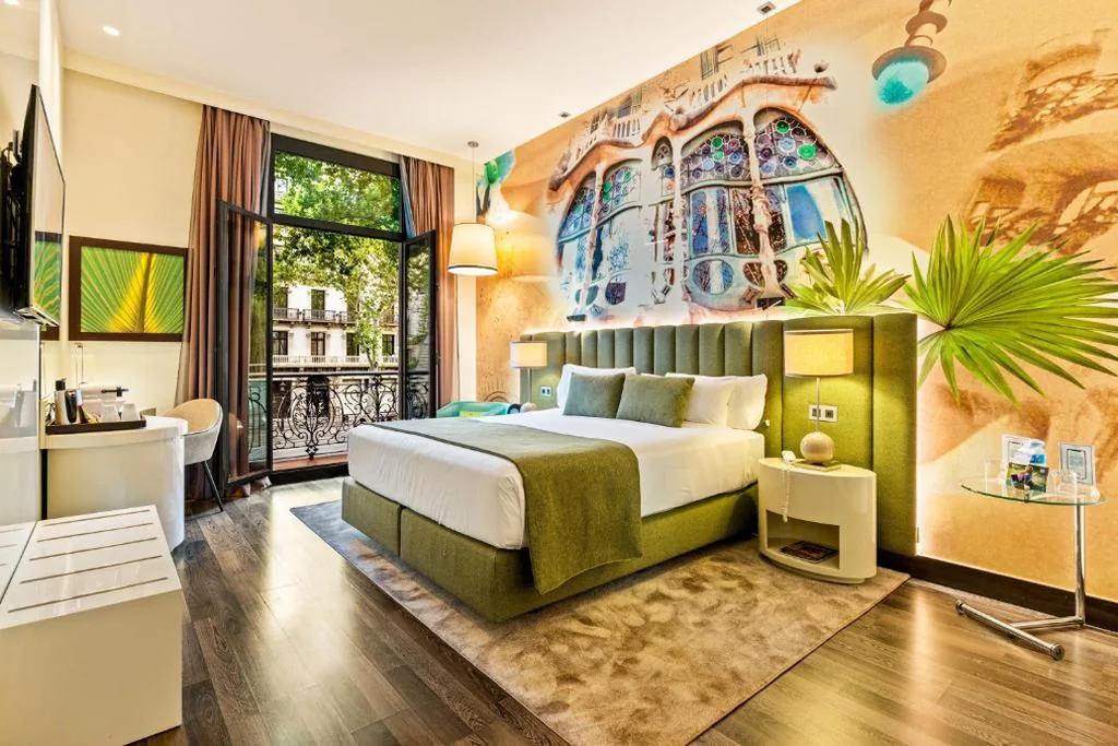 Camera Premium con letto king-size e vista sulla città — Hotel Indigo Barcelona - Plaza Catalunya 4Sup by IHG