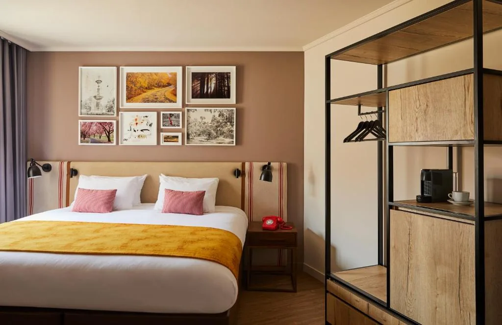 Habitación Estándar - 1 cama grande — Hotel Indigo Madrid - Princesa by IHG