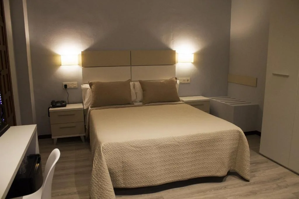 Habitación Doble — Hotel Infante Antequera
