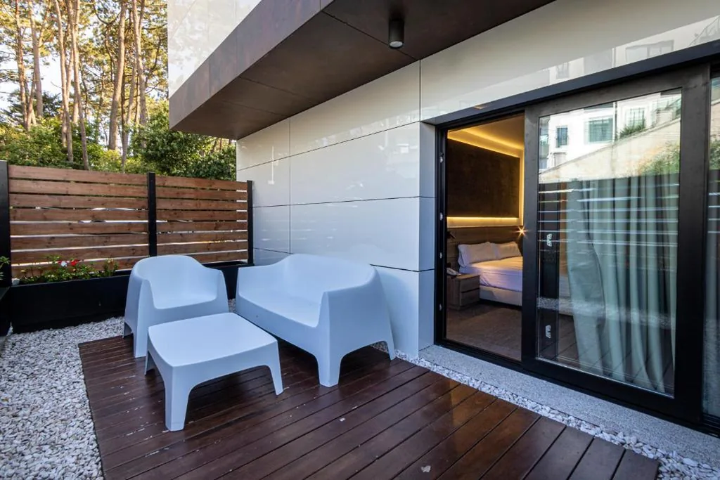 Doppelzimmer mit Terrasse – 1 oder 2 Betten — Hotel Inffinit Sanxenxo