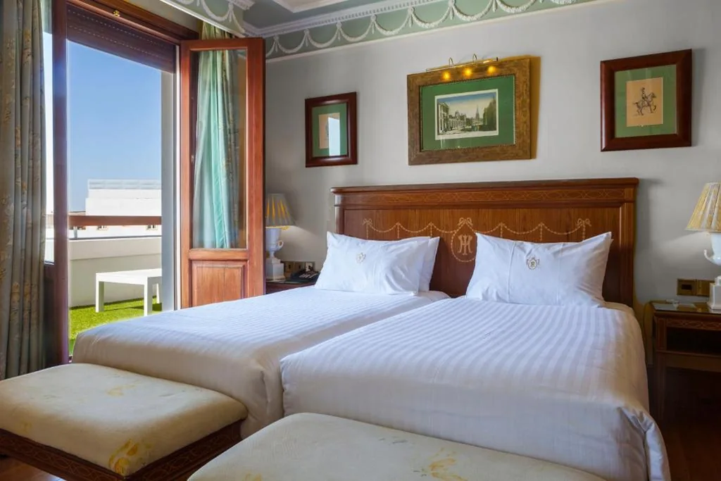 Camera doppia Deluxe con terrazza — Hotel Inglaterra
