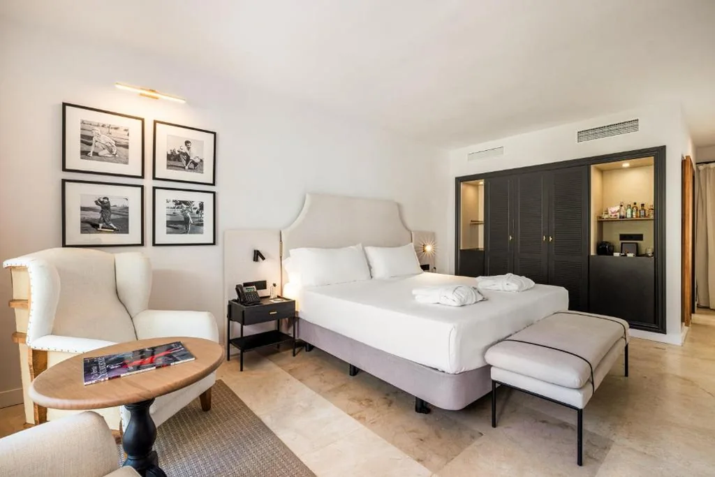 Terraza privada premium — Hotel Inmood San Roque