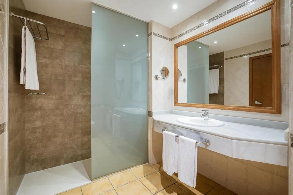 Suite Júnior com Terraço e Vista Mar — Hotel IPV Palace & Spa - Adults Recommended
