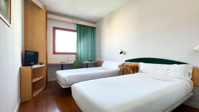 Hotel Iris Guadalajara — Foto 2