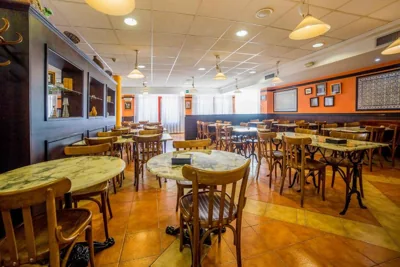 Hotel Iris Guadalajara — Foto 4