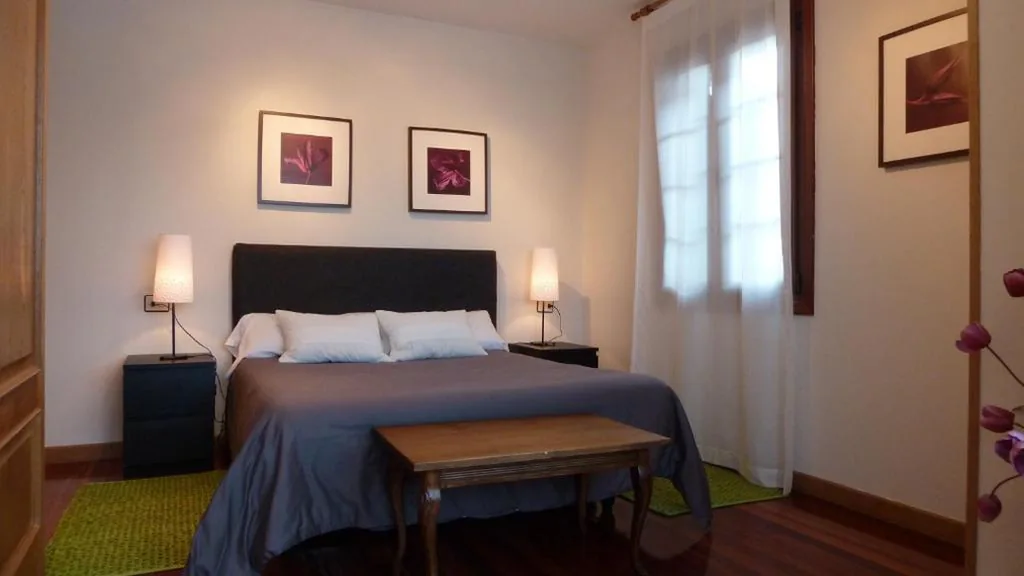 Camera Matrimoniale Deluxe — Hotel Itxas Gain Getaria
