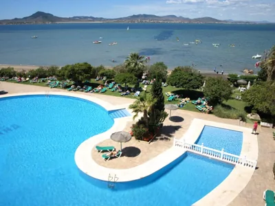 Hotel Izán Cavanna — foto 3