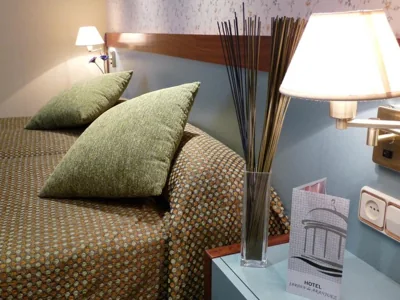 Hotel Jardín de Aranjuez — Foto 7