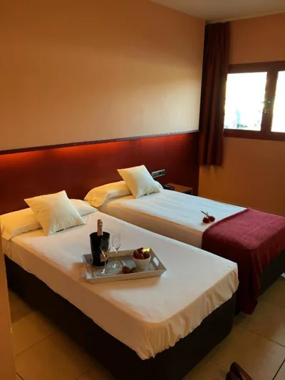 Hotel Jonquera — foto 2
