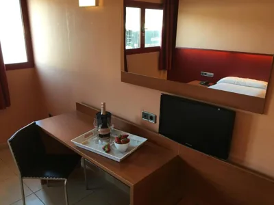 Hotel Jonquera — foto 3