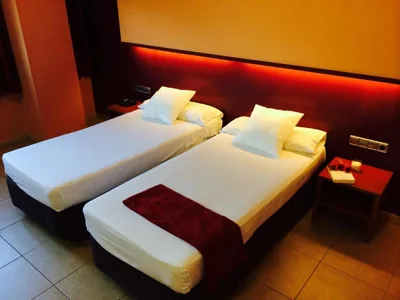 Hotel Jonquera — foto 10