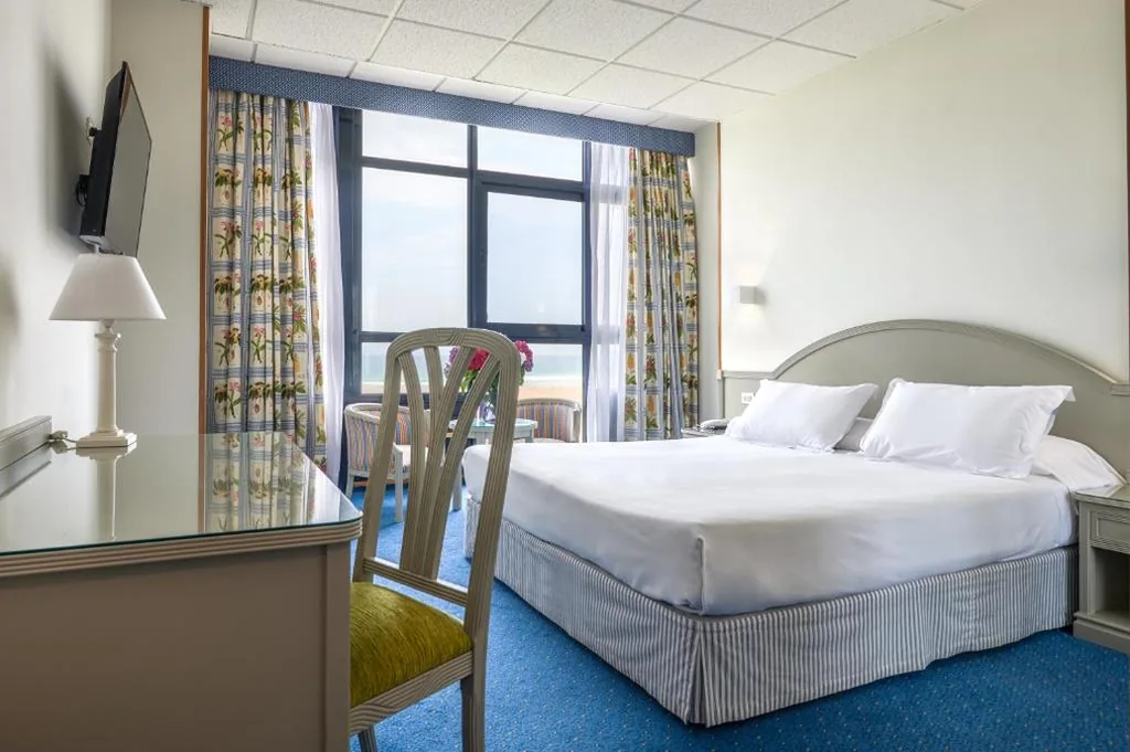 Doppelzimmer mit Meerblick – 1 oder 2 Betten — Hotel Juan de la Cosa