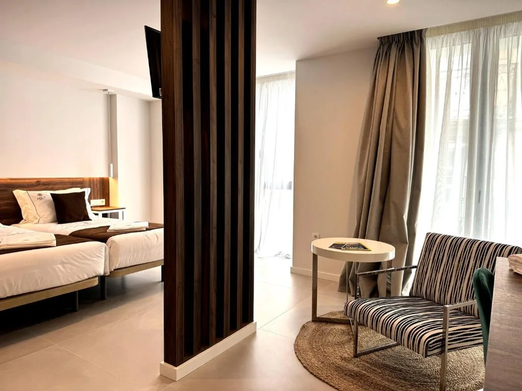 Quarto Duplo Superior — Hotel Kavia Sarria