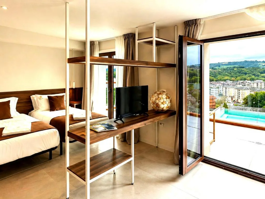 Suite Familiar — Hotel Kavia Sarria