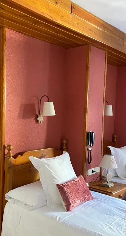 Chambre double économique - 2 lits — Hotel La Bonaigua