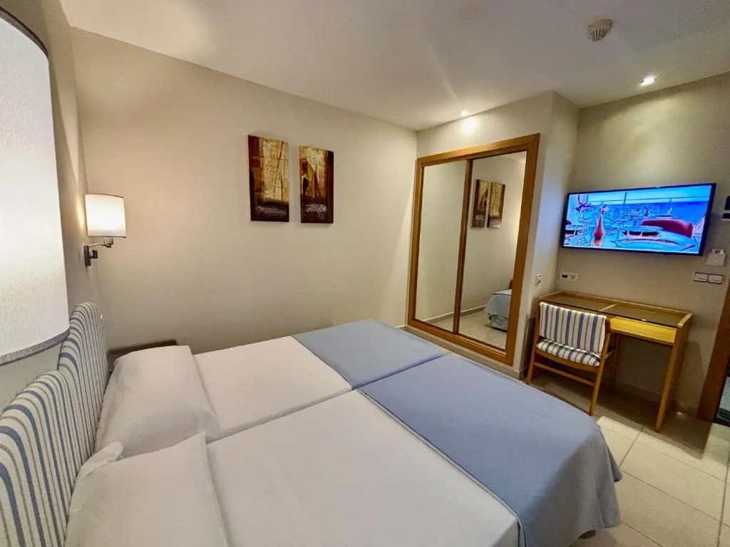 Habitación Doble Económica - 1 o 2 camas — Hotel La Cala Finestrat