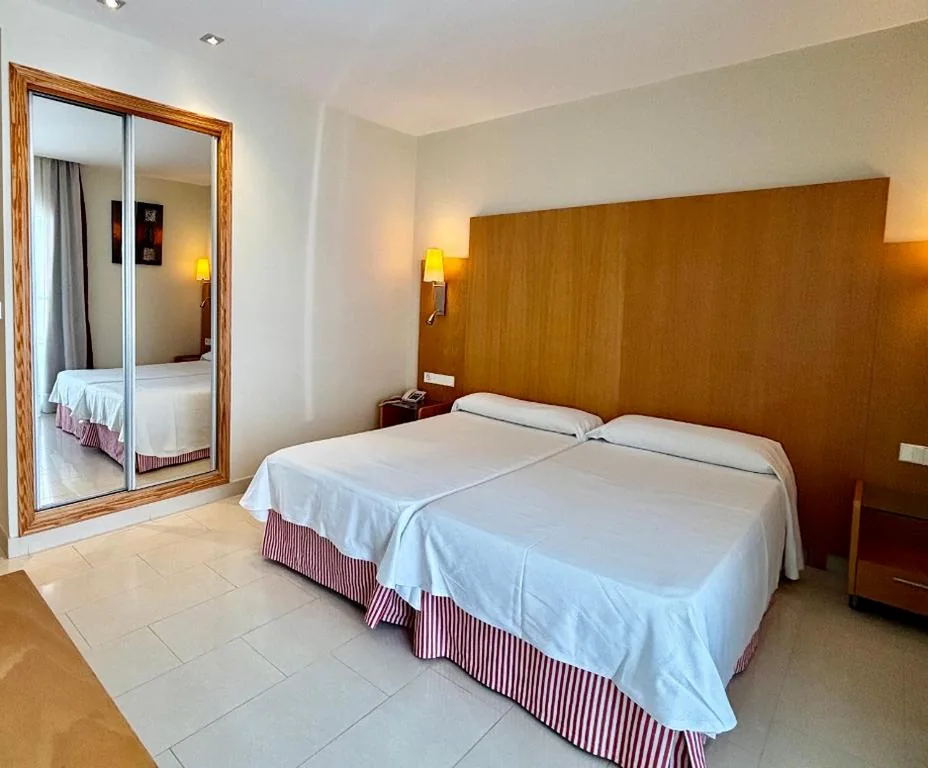 Habitación Doble Estándar — Hotel La Cala Finestrat