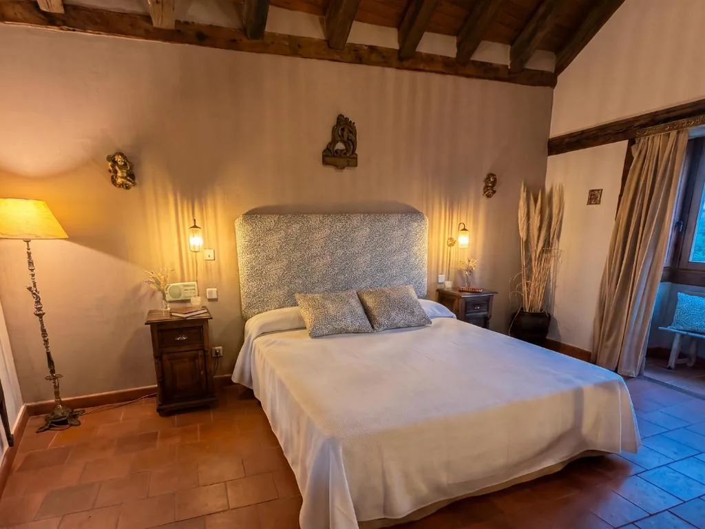 Suite Dúplex — Hotel La Casona del Molinero by gaiarooms