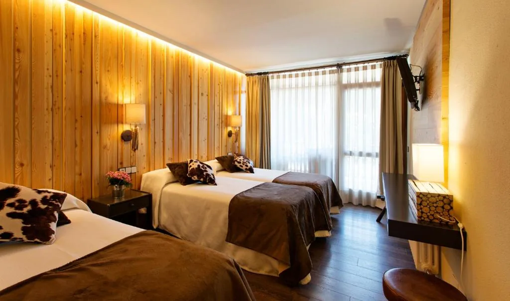 Habitación Triple Estándar — Hotel La Coma