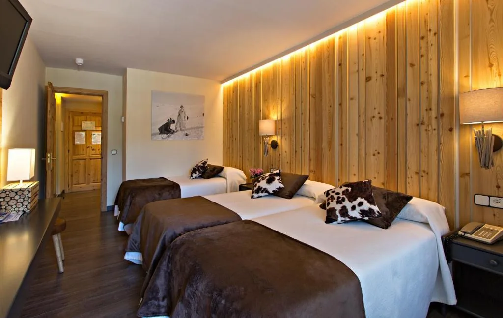 Habitación Triple Estándar — Hotel La Coma
