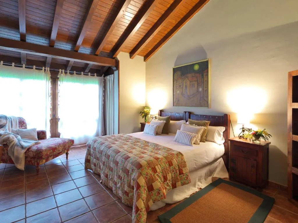 Doppelzimmer mit Wohnbereich — Hotel La Corte de Lugás