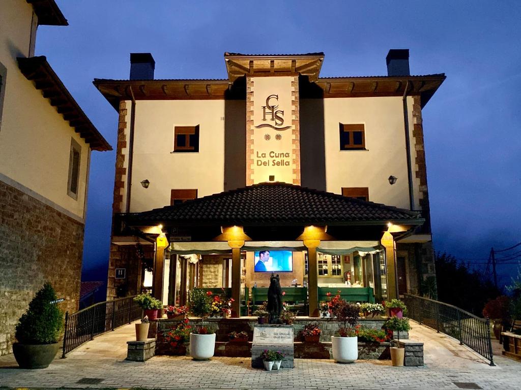Hotel La Cuna del Sella