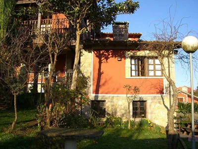 Hotel La Curva Ribadesella PARKING — Foto 9
