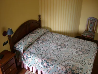 Hotel La Curva Ribadesella PARKING — Foto 12