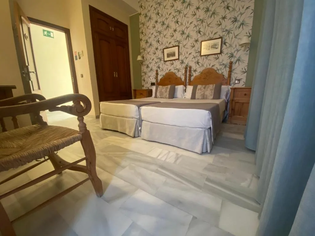 Doppelzimmer mit 1 oder 2 Betten — Hotel La Española
