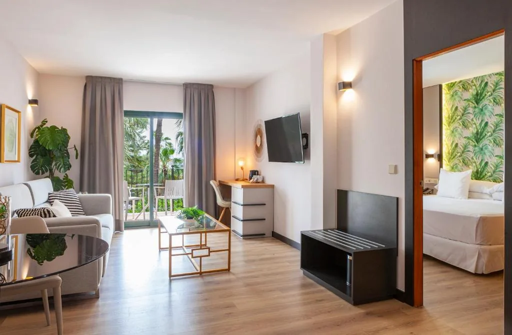 デラックススイート — Hotel La Laguna Spa & Golf