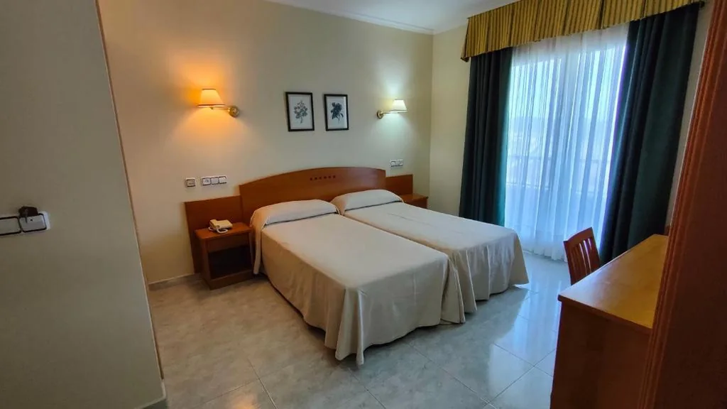 双人间 - 双床 — Hotel La Lanzada