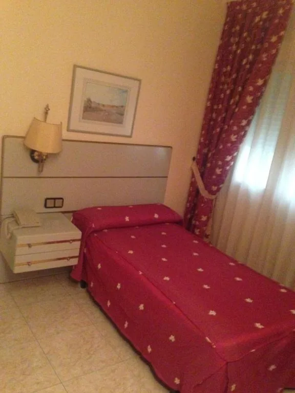 シングルルーム — Hotel La Maruxiña