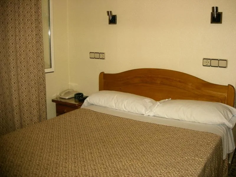 Doppelzimmer — Hotel La Parra