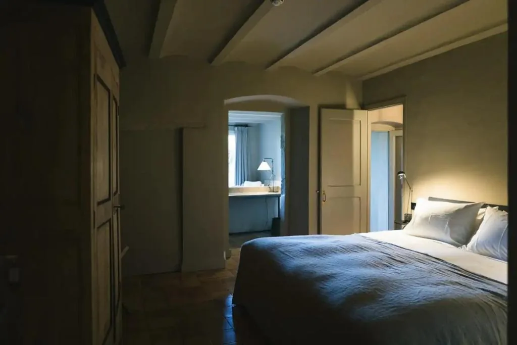 带阳台的Junior Suite — Hotel la Plaça Madremanya
