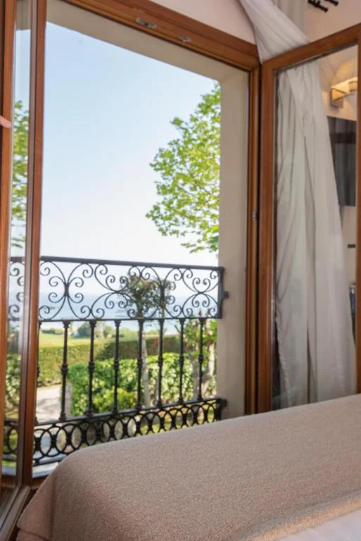 Doppelzimmer mit Meerblick — Hotel La Portilla