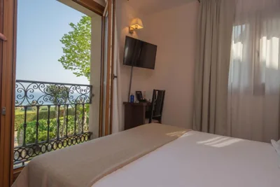 Hotel La Portilla — Foto 9